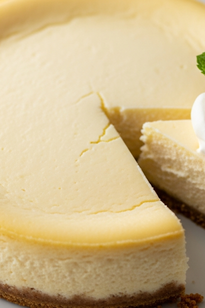 Mastering the Perfect New York-Style Cheesecake Recipe