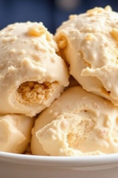 آيس كريم الزنجبيل بنكهة الجوز الأخضر، كريمي نيو إنجلاند الكلاسيكي، بإحساس جديد.