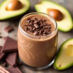 شوتيه سموثي الأفوكادو بالكاكاو الفاخر، دليل صحي لذّة مستحقة، وصفة دسمة وشهية.