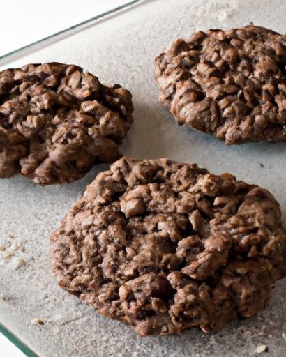 Delicious No-Bake Chocolate Oatmeal Cookies: Easy & Tasty!