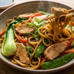 Effortless Chicken Lo Mein: Simple Recipe for Flavorful Noodles