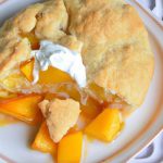 Irresistible Southern Peach Cobbler with Fluffy Biscuit Topping