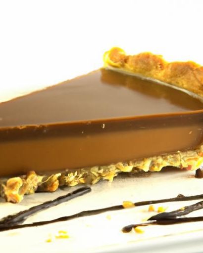 Decadent Salted Caramel & Chocolate Tart: A Sweet Symphony