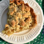 Irresistible Apple Crumble Pie with Crunchy Streusel Topping