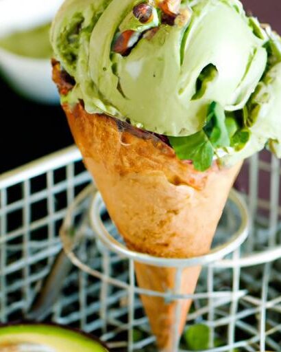 Creamy No-Churn Avocado Lime Ice Cream: Refreshing Twist