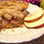Heavenly Apple Crumble Pie with Irresistible Streusel Topping