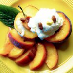 Sweet Summer Joy: 10-Minute Grilled Peaches with Honey & Ice Cream