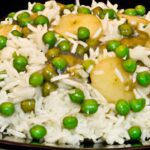 Creamy Coconut Rice & Peas: A Caribbean Delight Explained